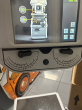 Cargar imagen en el visor de la galería, Carestream 2017 DRX Revolution Mobile X-RAY with 2017 DRX-1C Detector , & Battery - BIOMED TESTED